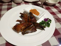 烤乳鸽-邓丽君音乐主题餐厅
