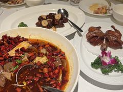 -荣兴酒家(徐家汇店)