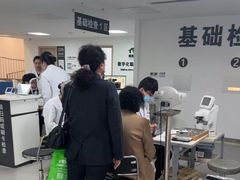 -大连何氏眼科医院