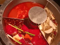 -晓宇重庆火锅(西安荟聚店)