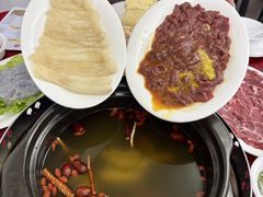 -花苑美食横琴生蚝火锅(拱北粤华路店)