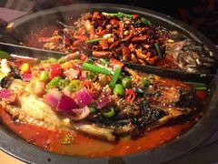 -鸣记脆皮烤鱼·海鲜烤鱼(三八广场店)