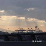 盐田港的夜与日出清晨 尽收眼底