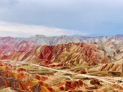 -冰沟丹霞旅游景区