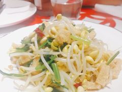 菠菜豆芽拌面筋-汉唐宴长安食府