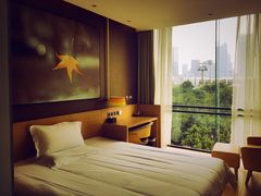 -路客HOTELS酒店(广州东站林和西地铁站店)