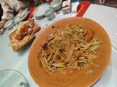 -李记饺子·熏酱东北菜(欢乐谷店)