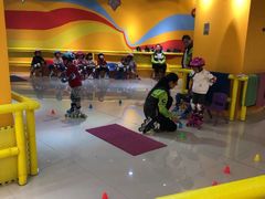 -阿布溜溜·轮滑(21世纪太阳城店)