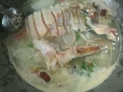 -姚记抚仙湖野生菌石锅鱼庄