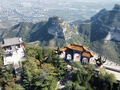 -抱犊寨风景区