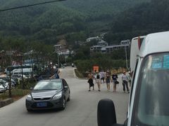 -安吉龙王山峡谷漂流