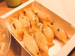牛肉鍋貼-小姜锅贴(凤凰街店)
