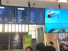 -HIHE Bistro·Oyster Bar(华熙live店)