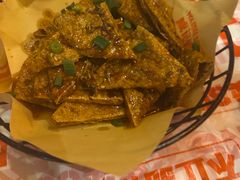-威记烧嘢·南宁烧烤·超级生牛(绿地店)