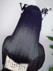 -V8潮牌·接发烫染连锁