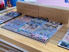 -诺柯视眼镜-蔡司依视路官方工厂店(淞南一店)