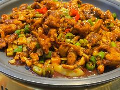 -巴四老城区炭火蛙锅(京通店)