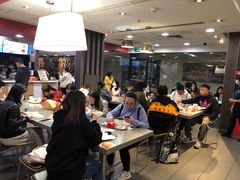 大堂-麦当劳(花城大道华穗路店)