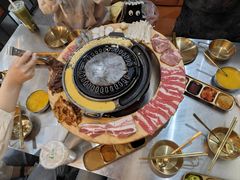 -胡悦里韩式烤肉(芝罘万达广场店)