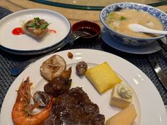 -大中华希尔顿酒店-念自助餐·嗨啤·小龙虾