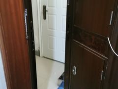 -国兴开锁换锁(石泉路实体店)