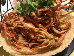 -鲁小三·大骨自助(金山总店)