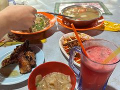-黄亚华小食店(Jalan Alor)