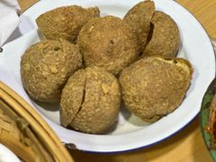 -包整·丝娃娃(一览甲秀楼风景店)