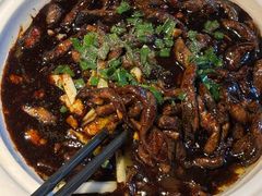 -魏铭鱼头捞饭(晋阳路店)