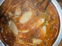 -野山舂·贵州现舂酸汤火锅(鸿通城店)