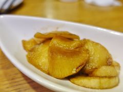 餐前小菜-马仕玖煲·融合菜·酥不腻烤鸭(人大店)