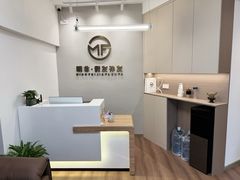 -弘束束柳州深巷螺蛳粉(珠江路店)