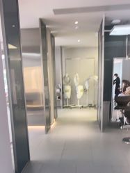 -苑苑发型设计