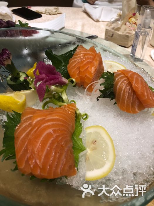 小白鲨工夫潮膳(曲江店)图片 - 第1张