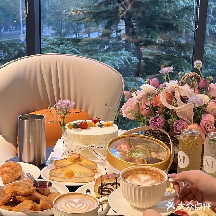 常州平价下午茶，极简风咖啡馆☕️ .