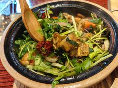 -沙胆彪炭炉牛杂煲(上海日月光广场店)