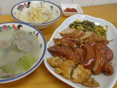 -明姨仔潮汕美食·碳炉猪脚·汕尾牛腩饭·起片鸡煲(起义路店)