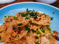 -有红鸡毛店·川菜(建设路店)