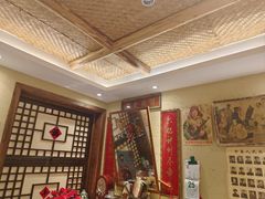 -鱼满舱·鲜活海鲜·正宗鲁菜