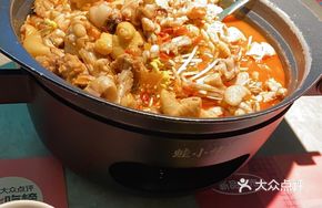 Changsha Chopped Chili Pork Intestines and Bullfrog