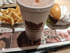 -The Habit Burger Grill 哈比特汉堡(复兴soho店)