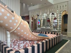 -奈尔宝·儿童乐园·亲子餐厅(华采天地店)