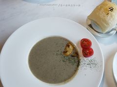 奶油蘑菇汤-Wei菋·Le Bistrot