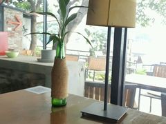 -喜洲吧·江畔老船厂·庭院餐厅(喜临院店)