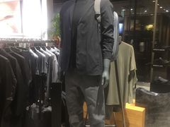 -ARC'TERYX始祖鸟(北京王府中环店)