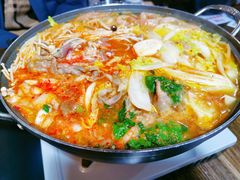部队锅-MI WU FACTORY米屋美食工厂餐厅(绿地店)