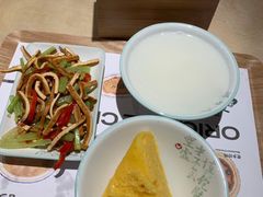 -老乡鸡(上海白玉兰广场店)