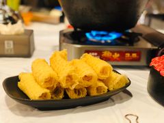 -鲜入围煮花胶鸡海鲜火锅