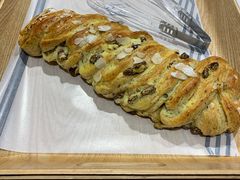 -焙丽拾光(麦凯乐直营店)