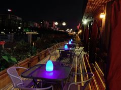 -暹罗酒肆泰餐厅酒吧